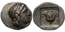 Islands off Caria, Rhodos ( Silver. 2.75 g. 18 mm) Drachm. 88-84 BC. Lysimachos magistrate
Radiate head of Helios right. 
Rev: Rose with bud to right;...