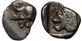 MYSIA, Kyzikos. ( Silver 0.74 g. ) Circa 450-400 BC. AR Obol
Forepart of boar left; to right, tunny upward.
Rev: Head of roaring lion left; K; all wit...
