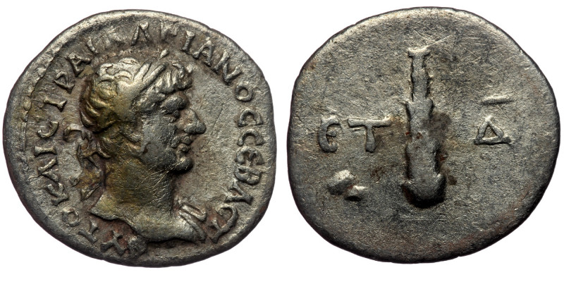 (Silver, 1,49g, 15mm) CAPPADOCIA. Caesarea. Hadrian (117-138) AR Hemidrachm, Dat...