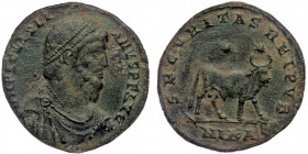 (Bronze, 8,63g, 28mm) JULIANUS II (360-363) AE majorina, Nicomedia
ObvŁ DN FL CL IVLI-ANVS P F AVG + pearl-diademed, draped and cuirassed bust right 
...