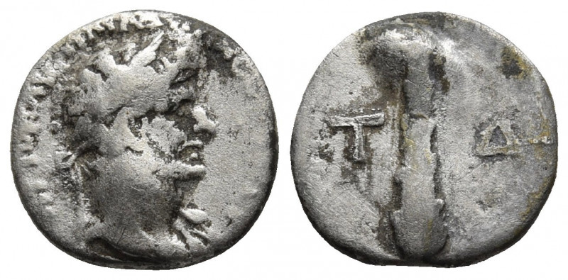 Hemidrachm AR
Cappadocia, Hadrianus 117-138 AD, Caesarea Mint, year 5, ca. 120/...