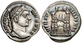 (294-295 d.C.). Maximiano. Siscia. Argenteo. (Spink. 13098) (S. 625f) (RIC. 32b). 3,23 g. Bella. Escasa. EBC.