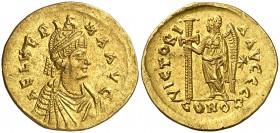 (468-473 d.C.). Elia Verina. Constantinopla. Sólido. (Spink 21465) (Ratto 270) (RIC. 631). 4,43 g. Bella. Ex NAC 09/04/1997, nº 733. Ex Colección Imag...
