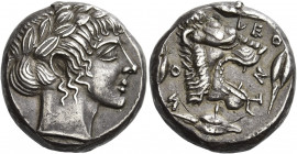 Leontini 
Tetradrachm circa 450, AR 17.02 g. Laureate head of Apollo r. Rev. LEO – NTI – NO – N Lion's head r., with jaws open and tongue protruding;...
