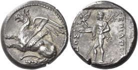 Thrace, Abdera
Stater, magistrate Apollados circa 411-385, AR 12.83 g. Griffin springing l. Rev. EΠI AΠOΛ – Λ – [A] – ΔOΣ Apollo advancing l., holdin...