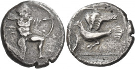 Praisos
Stater circa 350, AR 11.03 g. Heracles (?) kneeling r., holding bow and arrow. Rev. Dove flying l. within linear frame. Traité III, 1445 and ...