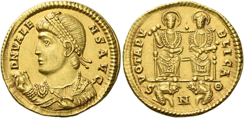 Valens, 364 – 378 
Solidus, Nicomedia quinquennalia 368, AV 4.44 g. D N VALE– N...