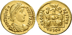 Theodosius I, 379 – 395 
Solidus, Thessalonica circa 378-383, AV 4.46 g. D N THEODO – SIVS P F AVG Pearl-diademed, draped and cuirassed bust r. Rev. ...
