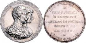 Brandenburg in den Marken - Preussen Wilhelm II. 1888-1918 Silbermedaille o.J. (v. Weigand) Präsent zum Ehejubiläum Sommer vgl. K88. 
45,1mm 50,7g vz...