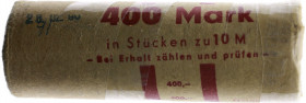 DDR Original-Rolle o.J. mit 40x 10 Mark 1990 1. Mai J. 1637. 
Papierrolle beschädigt meist st