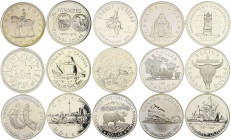 Kanada Elisabeth II. Lot von 15 Stücken: Silberne 1 Dollar Sonderprägungen 1973 bis 1989. KM 83, 88a, 97, 106, 118, 121, 124, 128, 130, 133, 138, 140,...