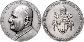 Vatikan Johannes XXIII. 1958-1963 Lot von 2 Bronzemedaillen 1962 (v. Bodlak) auf das Zweite Vatikanische Konzil (1x versilbert, i.Rd: BRONZE) 
 beide...