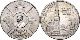 Vatikan Johannes Paul II. 1978-2005 Silbermedaille 1982 mattiert (unsign.) auf 600 Jahre Jasna Góra in Czestochowa, mit Punze 925 
45,4mm 46,7g prfr....