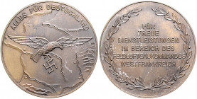 Luftfahrt Bronzemedaille o.J. 'Für treue Dienstleistungen im Bereich des Feldluftgaukommandos Westfrankreich', gestiftet 1944. Durch die Invasion der ...