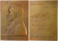Numismatiker in nummis - Fisch, Paul 1865-1919 Bronzeplakette 1905 (v. Devreese) von seinen Freunden Schmidt -. 
49,1x70,1mm 59,1g vz-st