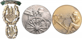 Allgemeine Medaillen Lot von 3 Stücken: Versilberte Bronzemedaille 1927 (v. Lauer) 'PREISRICHTEN 2. PREIS 12. INF,-REGT. M. W. KOMP. (50,3mm 49,8g), v...