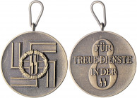 Allgemeine Medaillen Messingmedaille o.J. Auszeichnung 'Für 8 Jahre treue Dienste in der SS' OEK 3863. 
mit Originalöse u. Ring 38,1mm 24,1 vz-st