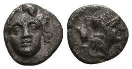 Greek AR Silver Obol, Ca. 350-300 BC..

Weight: 0.8 gr
Diameter: 10 mm