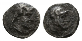 Greek AR Silver Obol, Ca. 350-300 BC..

Weight: 0.4 gr
Diameter: 8 mm
