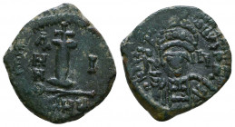 Justinian I. 527-565. Æ Half Follis

Weight: 3.9 gr
Diameter: 18 mm