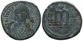 MAURICE TIBERIUS. 582-602 AD. Æ Follis

Weight: 13.3 gr
Diameter: 30 mm