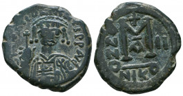 MAURICE TIBERIUS. 582-602 AD. Æ Follis

Weight: 15.4 gr
Diameter: 29 mm