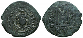 MAURICE TIBERIUS. 582-602 AD. Æ Follis

Weight: 11.5 gr
Diameter: 29 mm