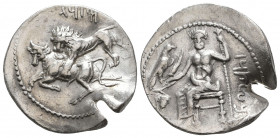 CILICIA, Tarsos. Mazaios. Satrap of Cilicia, 361/0-334 BC. AR Stater

Weight: 9.5 gr
Diameter: 25 mm