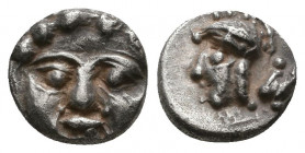 Greek AR Silver Obol, Ca. 350-300 BC..

Weight: 0.9 gr
Diameter: 9 mm