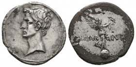 Octavian, 32 – 29. Denarius, Brundisium and Roma. circa 32-29 BC, AR. 
Bare head l. Rev. CAESAR – DIVI F Victory standing r. on globe, holding palm br...