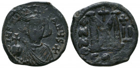 Justinian II. Second reign AD 705-711. Constantinople Half Follis Æ

Weight: 8.0 gr
Diameter: 25 mm