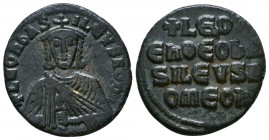 Leo VI the Wise. AD 886-912. Constantinople Follis Ae.

Weight: 6.2 gr
Diameter: 22 mm