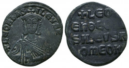 Leo VI the Wise. AD 886-912. Constantinople Follis Ae.

Weight: 4.6 gr
Diameter: 23 mm