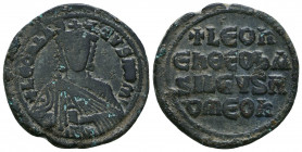 Leo VI the Wise. AD 886-912. Constantinople Follis Ae.

Weight: 8.1 gr
Diameter: 28 mm