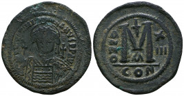 Justinian I 527-565 AD, AE follis,

Weight: 23.0 gr
Diameter: 40 mm