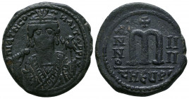 Maurice Tiberius, 582-602. Follis 

Weight: 12.7 gr
Diameter: 30mm