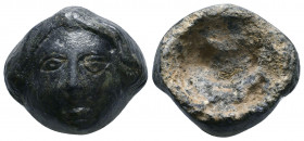 Roman Bronze Figurine , Circa 1st - 2nd Century AD.

Weight: 23.6 gr
Diameter: 27 mm