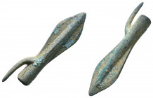Ancient Bronze Arrow Heads. Ae

Weight: 7.2 gr
Diameter: 53 mm