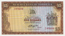 Ausland
Rhodesien 5 Dollars 20.10.1978. 1 Dollar 18.4.1978 und 2.8.1979 WPM 34 a, 36 b, 38 3 Stück. I