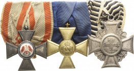 Ordensspangen
Spange mit 3 Auszeichnungen Preußen - Roter Adler-Orden, Kreuz 4. Klasse, gekörnte Arme. Dienstauszeichnung, Kreuz 4. Form. Kriegervere...