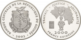 Papua und Neuguinea
 2000 Francs 2002. Kultstatue. In Originalkapsel KM 65 Auflagenhöhe: 500 Exemplare. Polierte Platte