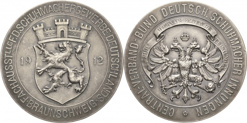 Braunschweig-Stadt
 Silbermedaille 1912 (Lauer) Verdienstmedaille der Fachausst...