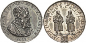 Dresden
 Silbermedaille 1839 (C.R. Krüger) 300 Jahre Einführung der Reformation in Dresden. Brustbild Heinrich des Frommen nach rechts / Martin Luthe...