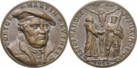 Jena
 Bronzegussmedaille 1924 (Karl Goetz) 400 Jahre Reformation in Jena. Brustbild Martin Luther halbrechts / Vor gekreuzigtem Jesus geben sich Mart...