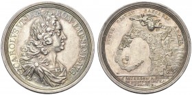 MESSINA. Carlo VI, 1711-1740. Medaglia 1719 opus G. W. Vestner e P. P. Werner. Ar gr. 29,39 mm 44 Dr. CAROLVS VI D G ROM IMP SEMP AVG Busto laureato a...