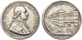 ROMA. Pio VI (Giannangelo Braschi), 1775-1799. Medaglia 1796 a. XXII opus T. Mercadetti. Ar gr. 22,78 mm 38 PIVS PP VI PONTIFEX MAX ANNO XXII Busto de...