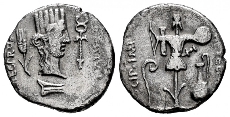 Caecilius. Q. Caecilius Metellus Pius Scipio y P. Licinius Crassus Junianus. Den...