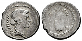 Carisius. T. Carisius. Denarius. 46 BC. Rome. (Rsc-1a). (Ffc-541). (Craw-464/2). (Cal-380). Anv.: Head of Juno Moneta right, on lock of hair falls dow...