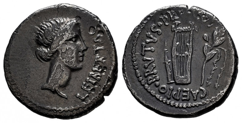 Brutus. Denarius. 43-42 BC. (Rsc-5). (Ffc-4). (Craw-501/1). (Cal-876). Anv.: LEI...