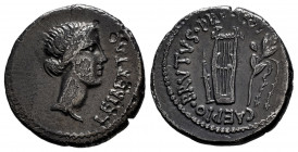 Brutus. Denarius. 43-42 BC. (Rsc-5). (Ffc-4). (Craw-501/1). (Cal-876). Anv.: LEI BERTAS, bare head of Liberty right. Rev.: CAEPIO BRVTVS PRO. COS. ple...